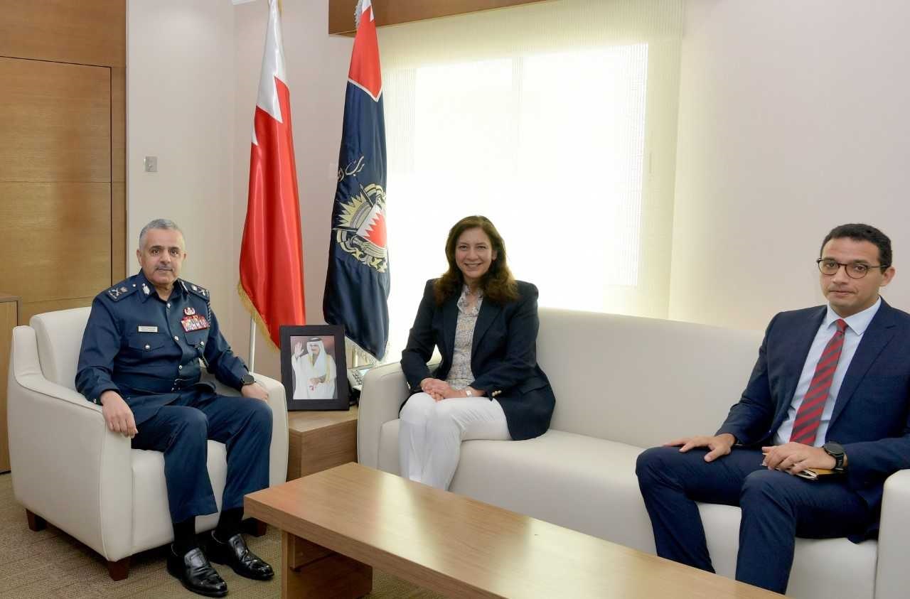 نائب رئيس الأمن العام يستقبل سفيرة جمهورية مصر العربية لدى مملكة البحرين<